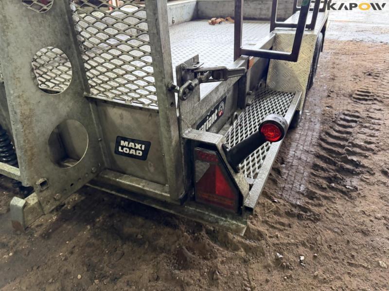 Variant 3518m4 machine trailer 19