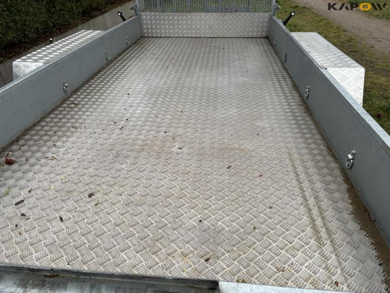 Variant machine trailer 42