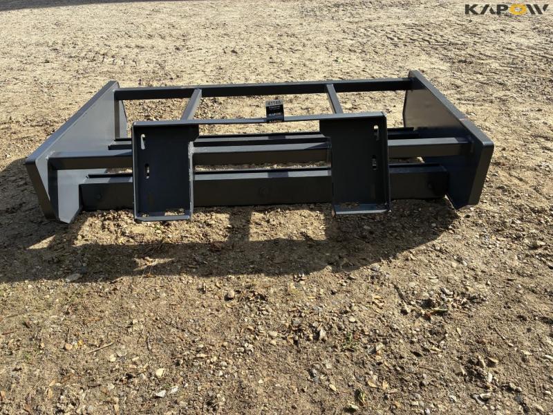 Road grader with Bobcat hitch 6
