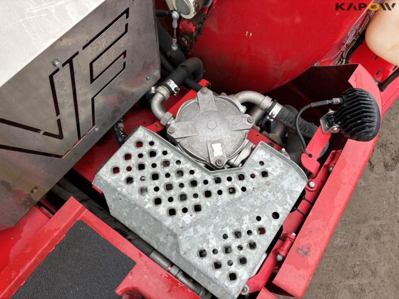 Self-propelled Vervaet Hydro Trike slurry tanker 60