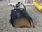 Viby Jern high-tip bucket with Volvo hitch 4