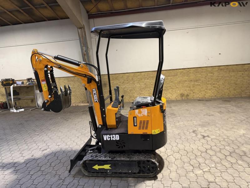 Vicsec VC 13D mini excavator 18