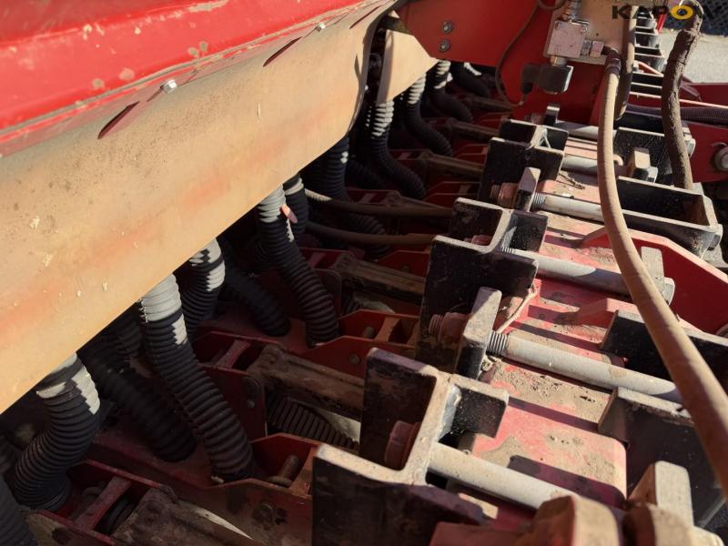 Vieskan Metalli 300 combi seed drill 26