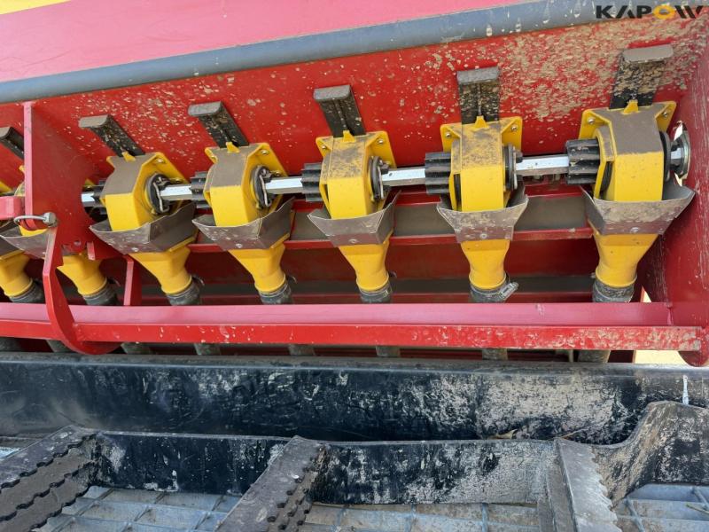 Vieskan Metalli 300 combi seed drill 42