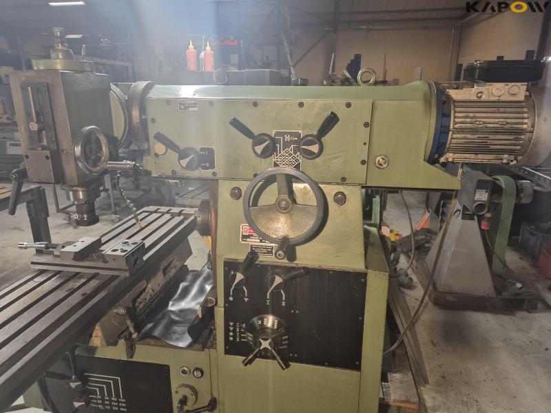 Vilh Pedersen VPU-200 milling machine with equipment 2