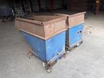 Tilting container 7