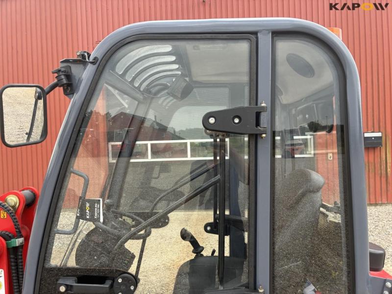 VM Loader 1026 LXC skid steer loader 39