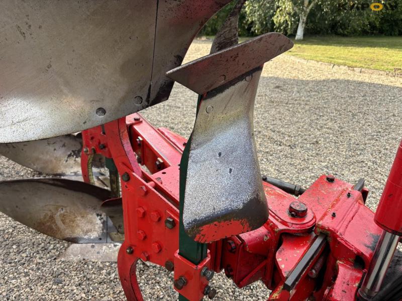 Vogel & Noot u furrow reversible plough 14