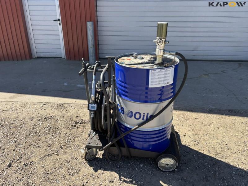 Trolley with oil pump 2
