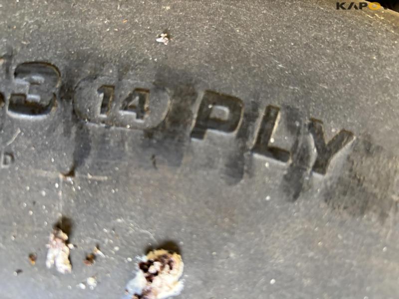 Carriage tire 12.5/80-15.3 - 14 ply 6
