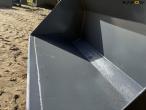 Volume bucket with Weidemann hitch 10