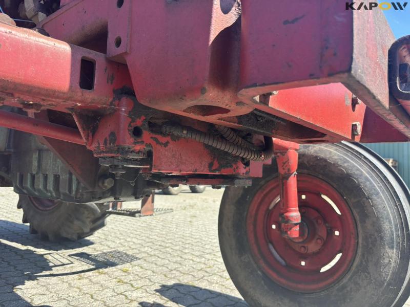 Volvo 2250 tractor 14