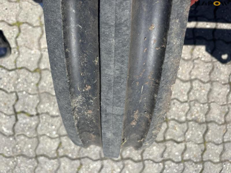 Volvo 2250 tractor 17