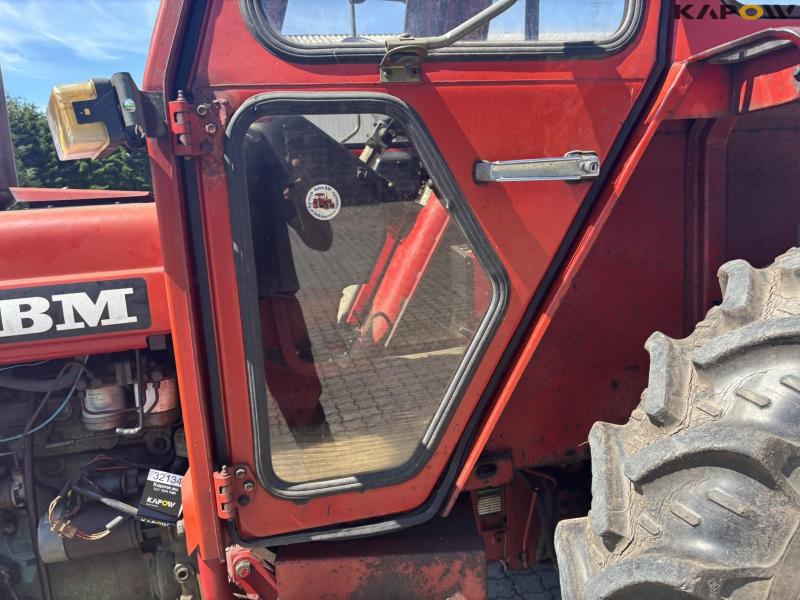 Volvo 2250 tractor 48