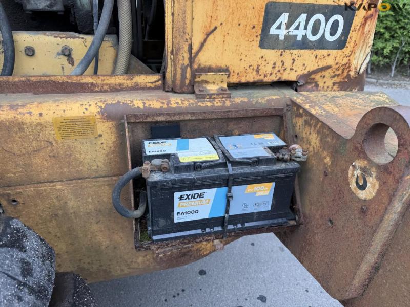 Volvo BM4400 loader 32