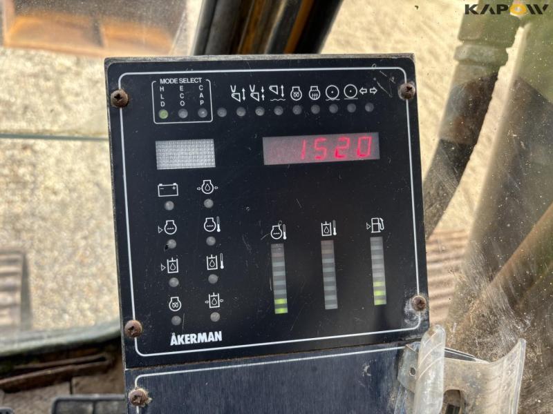 Åkerman EC 300 excavator 49