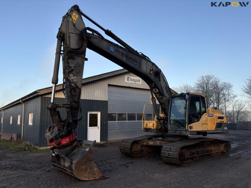 Volvo EC250DL excavator 1