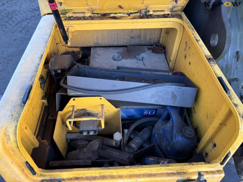 Volvo EC250DL excavator 28