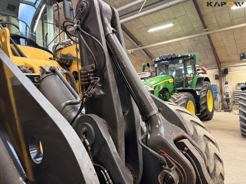 Volvo L110G loader 15