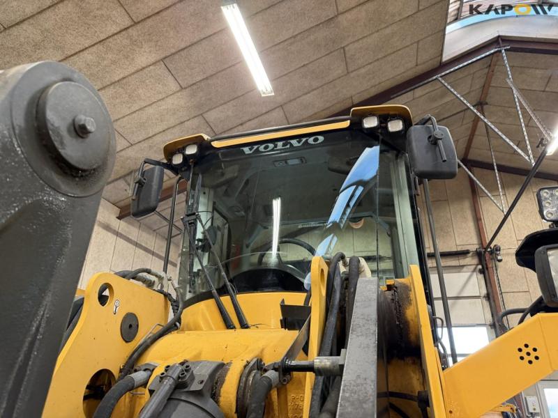 Volvo L110G loader 19