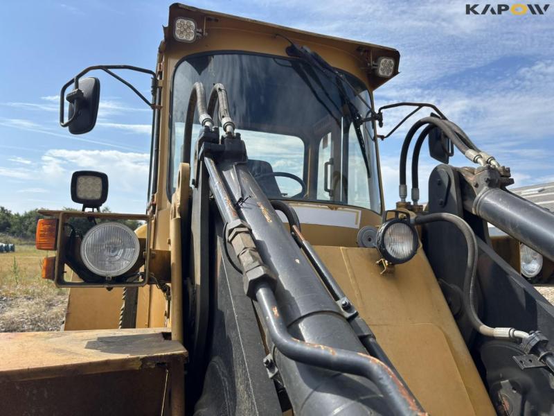 Volvo L90 wheel loader 20