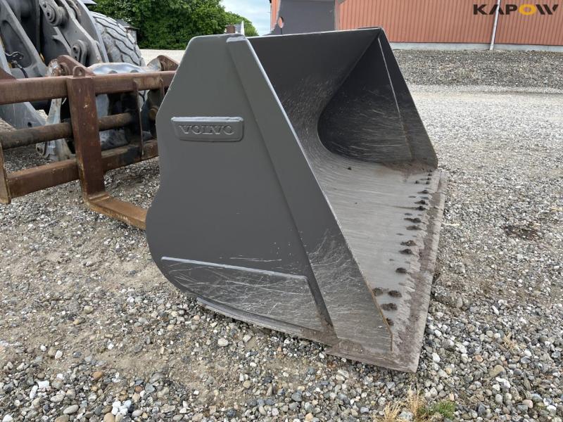 Volvo L90G wheel loader 22