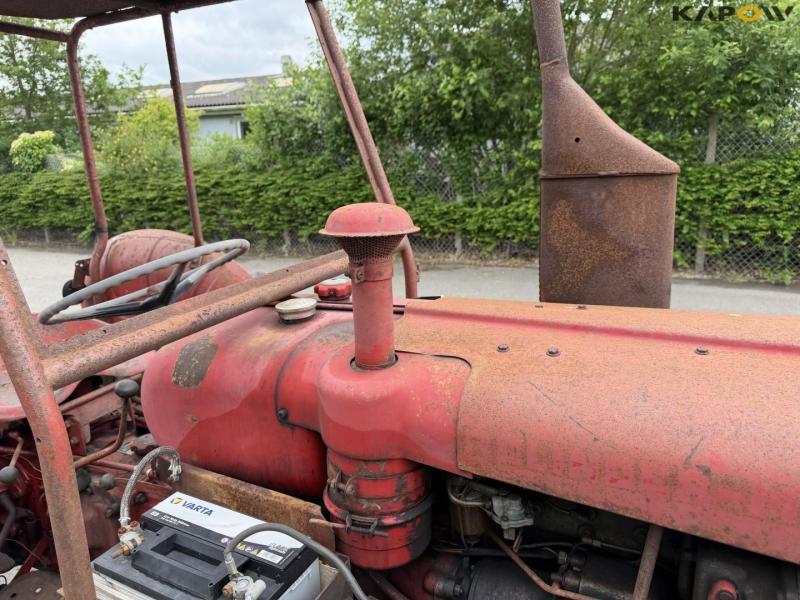 Volvo tractor 19