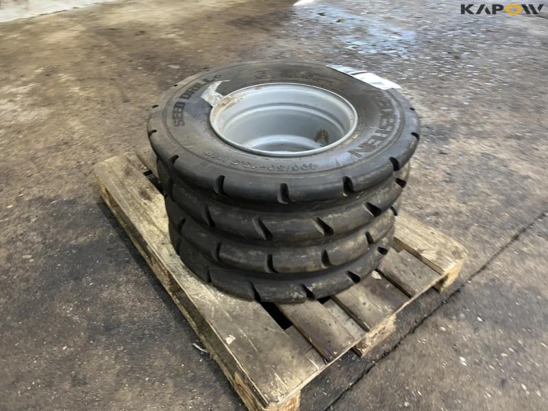 Vredestein 400/50-15.5 complete wheels 5