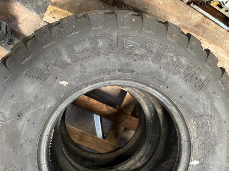 Vredestein Flotation+ 300/80-15.3 truck tires 2pcs - new 4