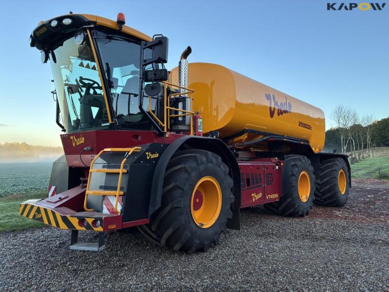Vredo VT4556 tractor/ Vredo ZBV 2500Zc trailer 1