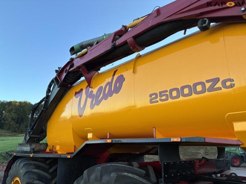 Vredo VT4556 tractor/ Vredo ZBV 2500Zc trailer 78