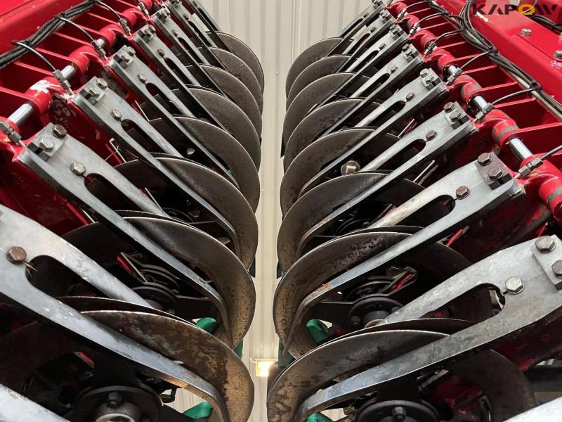 Vredo ZB3 12068 slit seeder 29