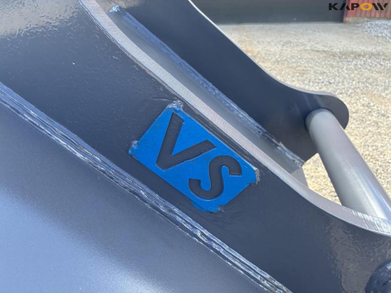 VS rake bucket with S70 hitch 8
