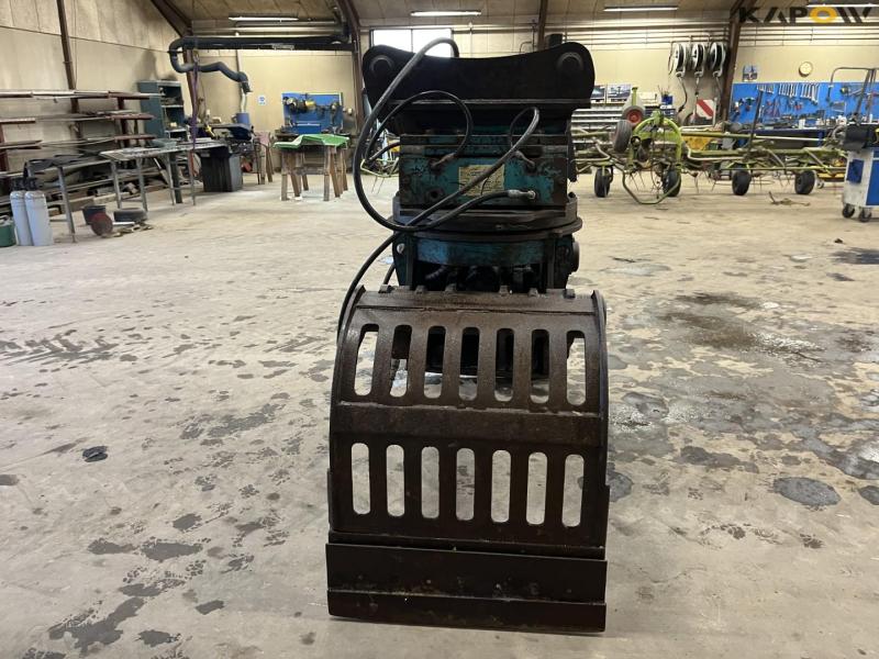 VTN MD 100S sorter grab with S70 hitch. 4