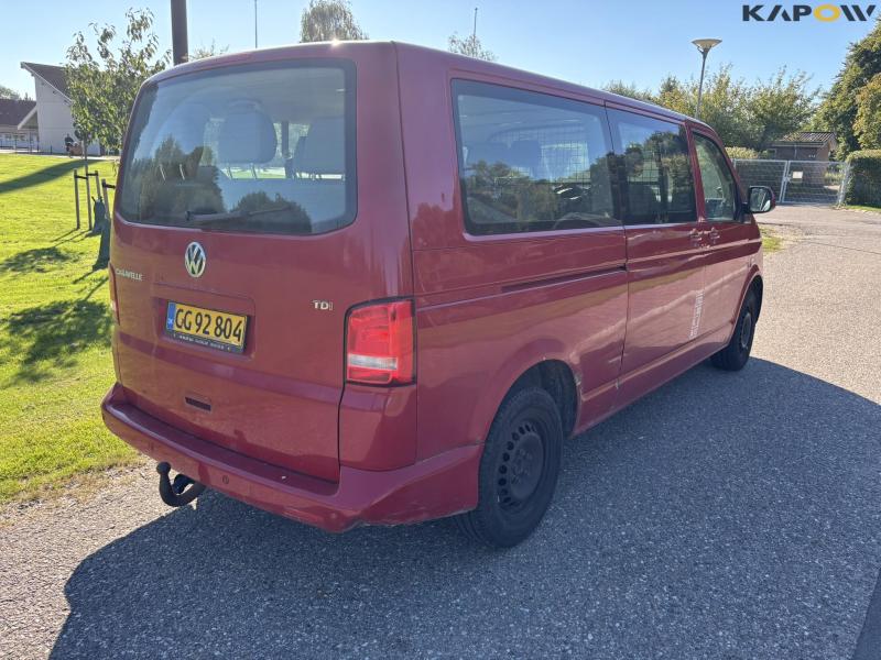 VW Caravelle 2.0 TDI bus 9 people 5