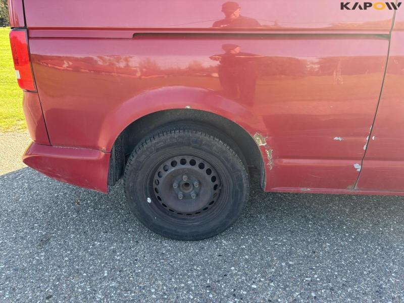 VW Caravelle 2.0 TDI bus 9 people 23