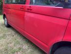 VW Caravelle 2.5 TDI 130 Hp 9-person bus 18