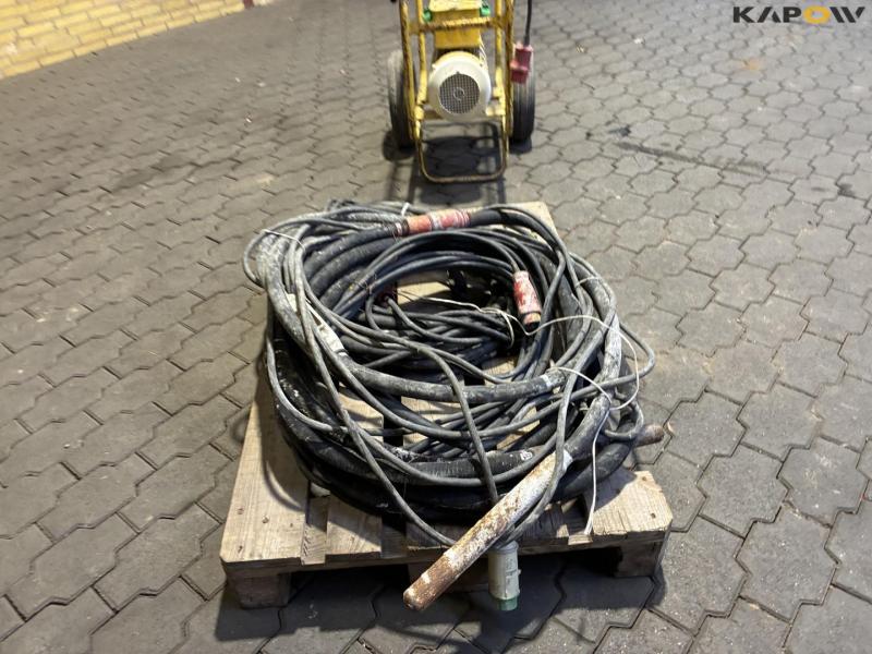 Wacker FU 4/200SW motor with 2 concrete vibrators 14