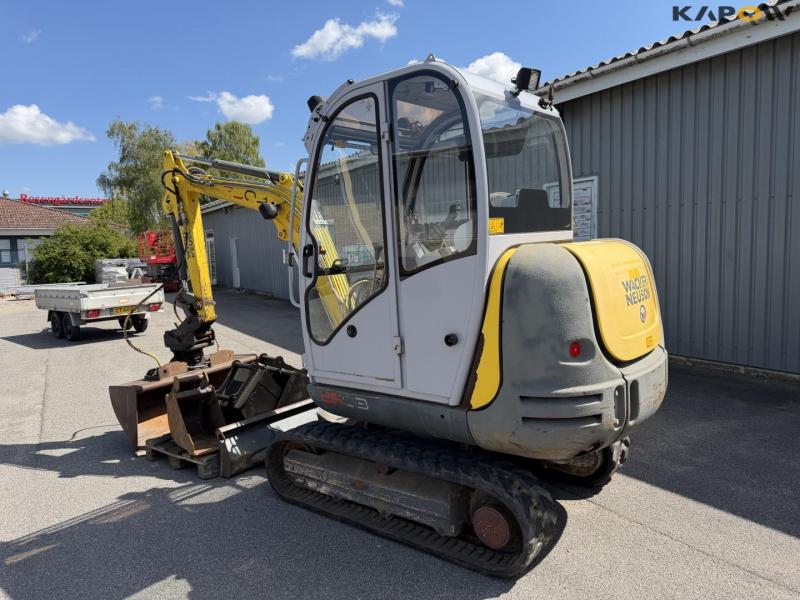 Wacker Neuson 2503 mini excavator 7