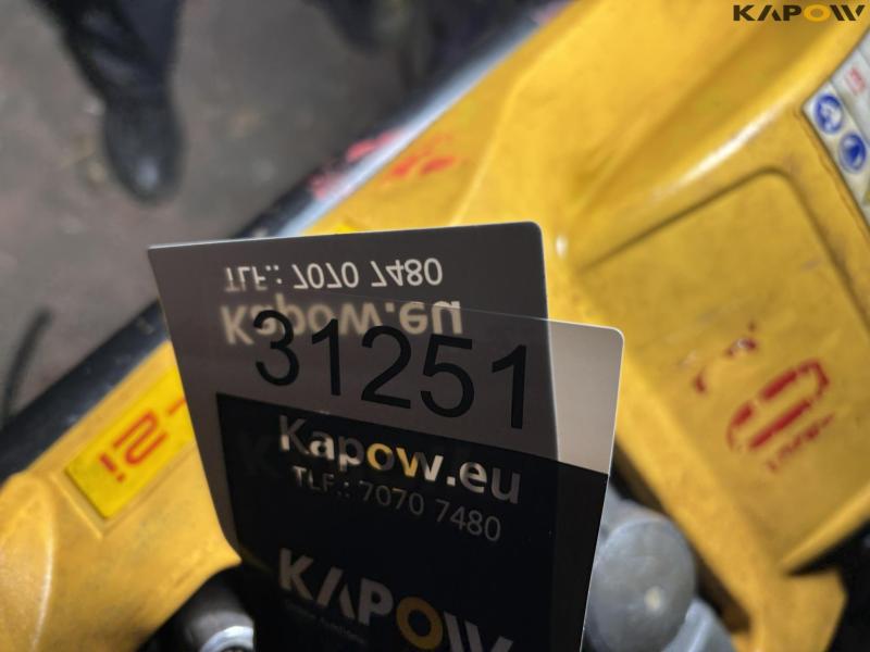 Wacker-Neuson BS50-2i ground flea 19