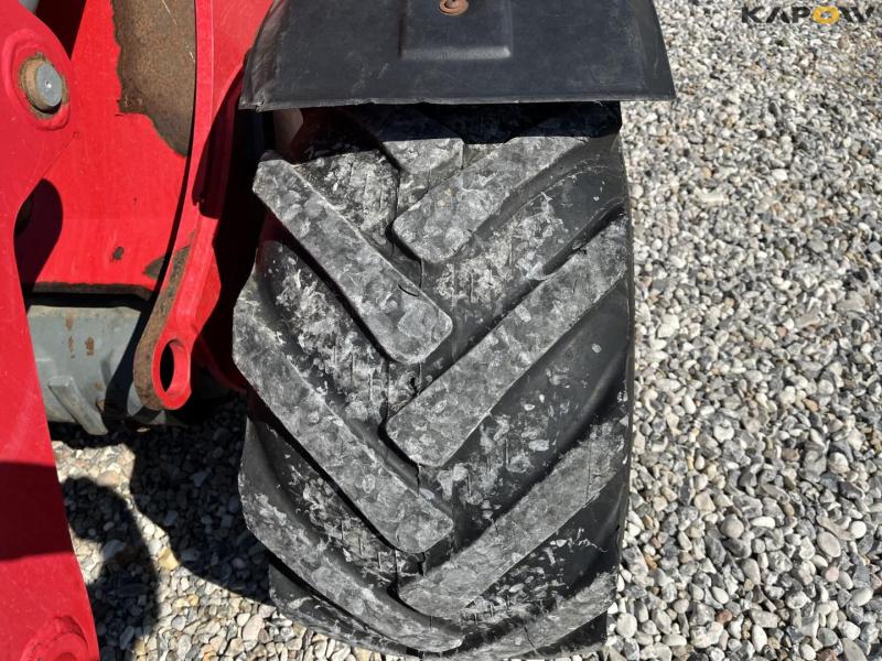 Weidemann 1880 skid steer loader 14