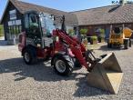 Weidemann 1880 skid steer loader 3