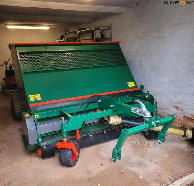Wessex STC 180 flail collector/scarifier 1