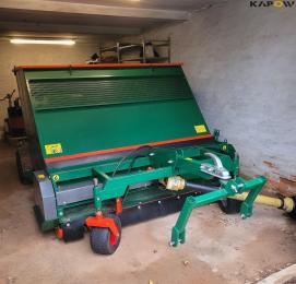 Wessex STC 180 flail collector/scarifier