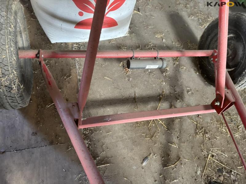 Westfield WR 80-26 grain auger 8