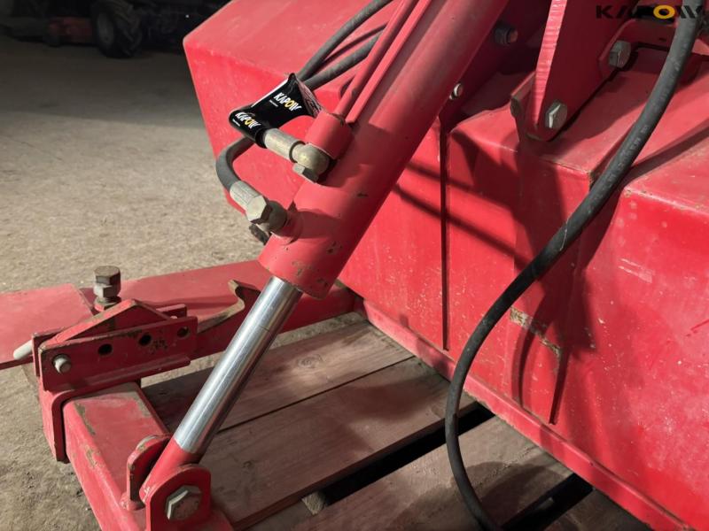 Wifo HO950 forklift bucket for pallet forks 16