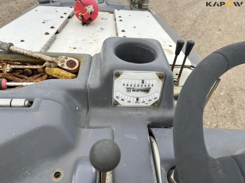 Wirtgen W 35 DC asphalt cutter 23