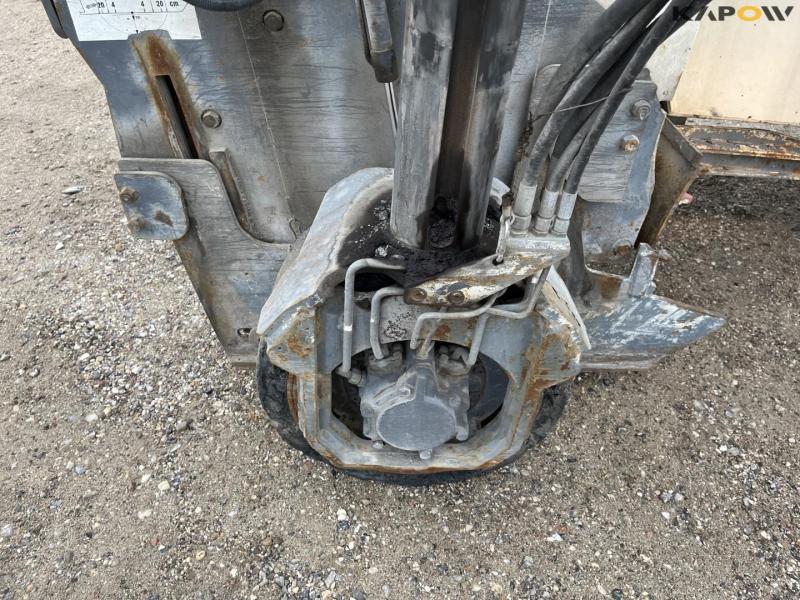 Wirtgen W 50 DC asphalt cutter with conveyor belt 17