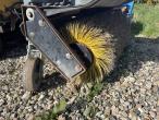 Wulff 400 tool carrier with broom 13