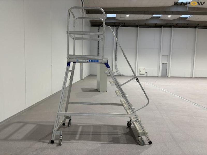 Zarges EN 131-7 platform ladder 4
